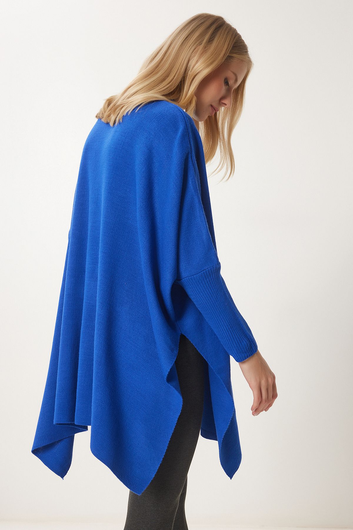 Mavi Yandan Yırtmaçlı Oversize Panço Kazak YY00005