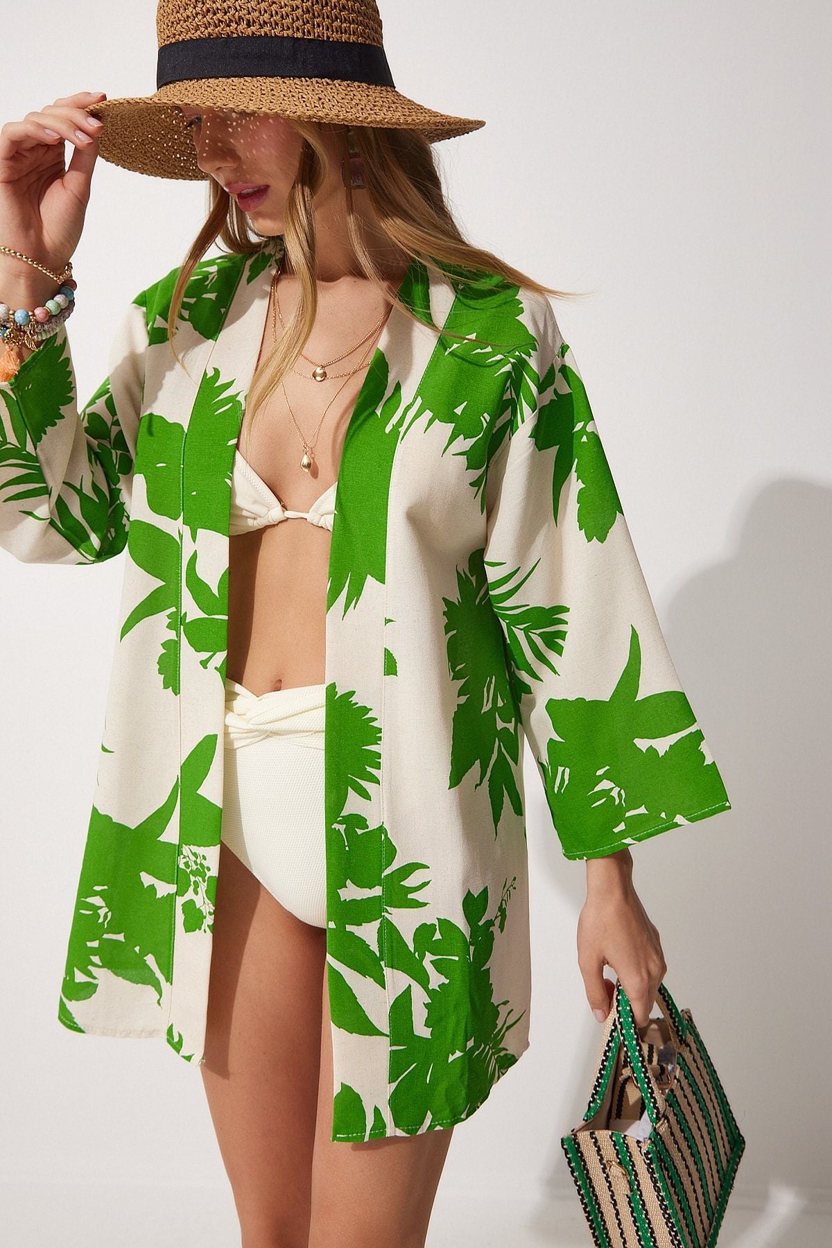 Bej Yeşil Desenli Keten Viskon Kimono BH00381