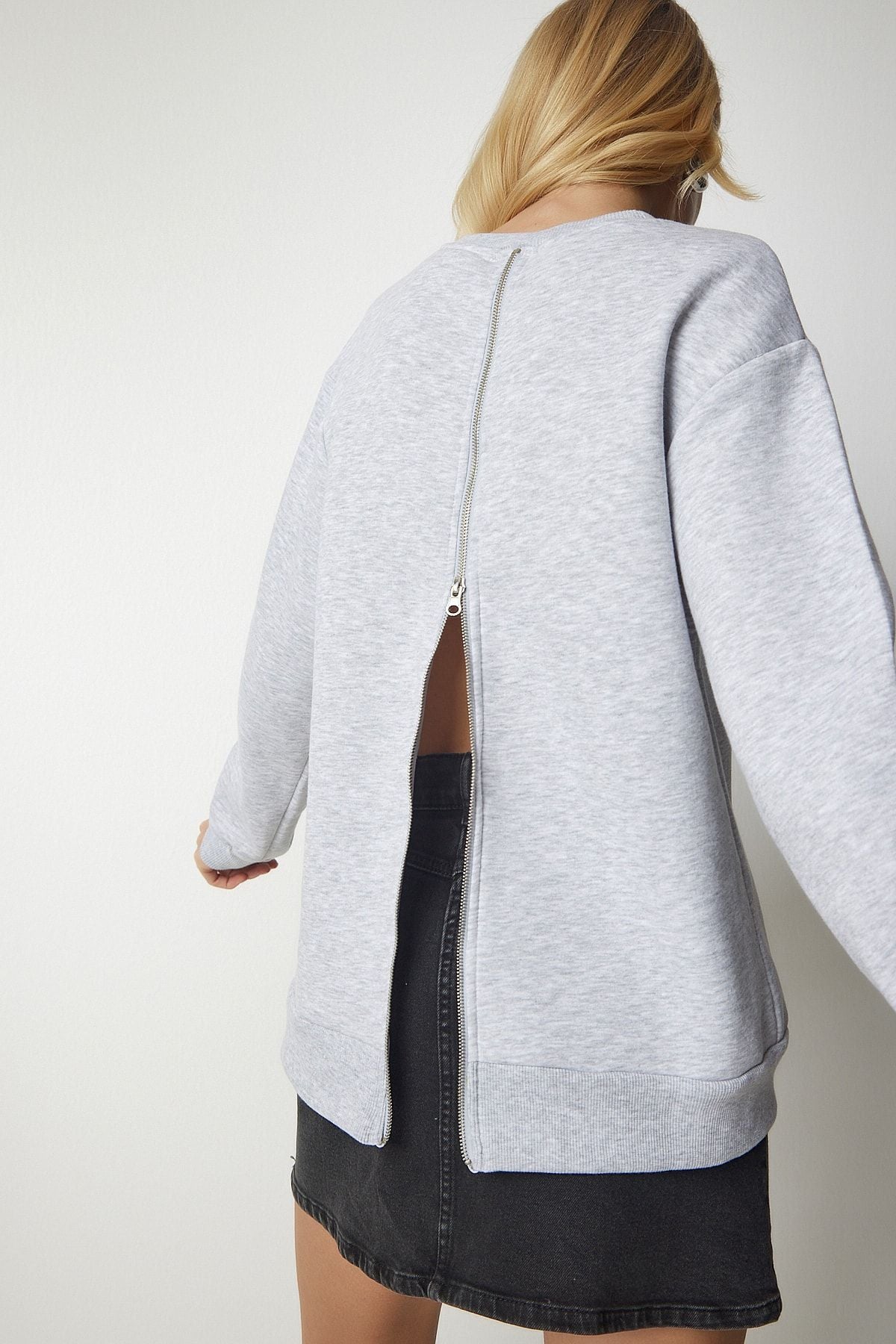 Gri Arkası Fermuarlı Şardonlu Örme Sweatshirt UB00146