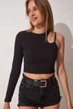 Siyah Cut Out Detaylı Crop Örme Bluz UB00090