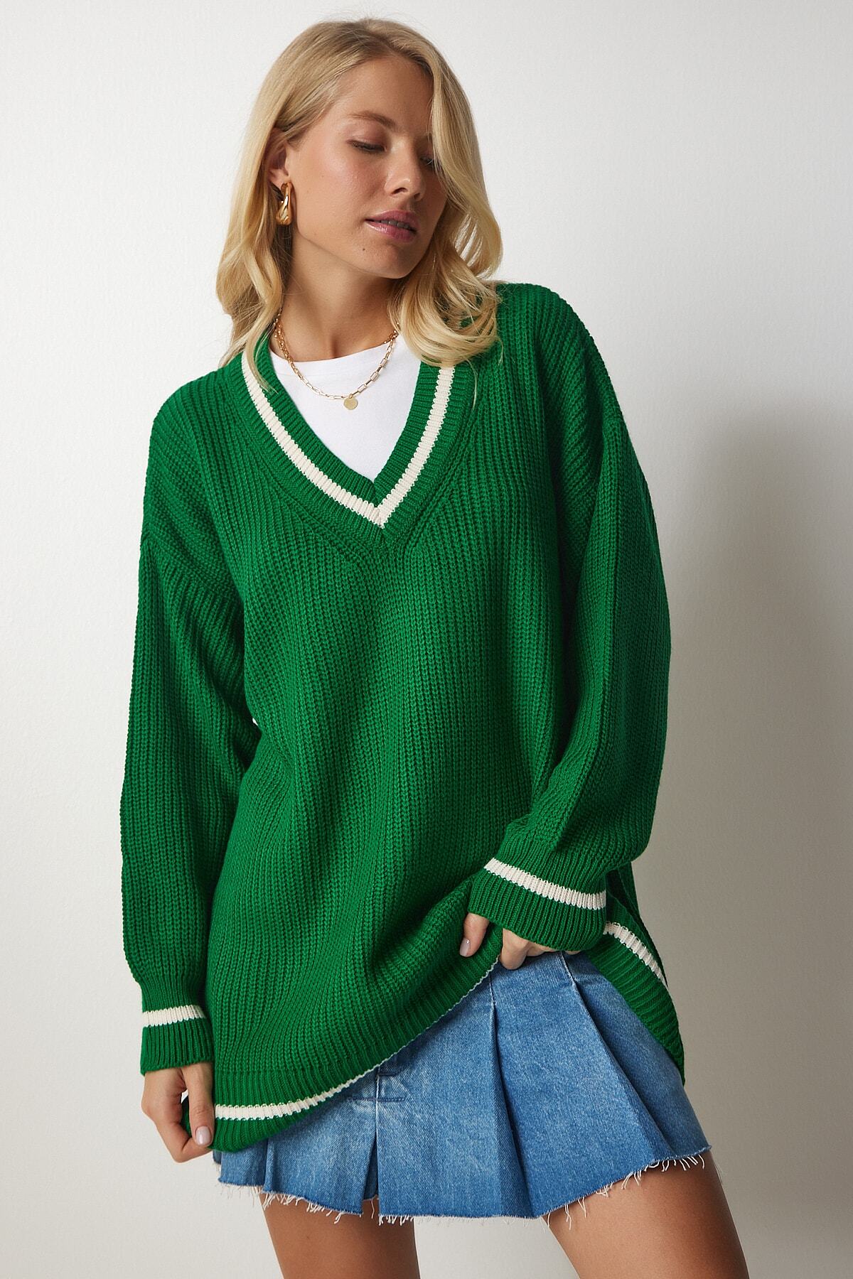 Yeşil V Yaka Oversize Uzun Triko Kazak  BP00140