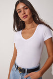 Beyaz V Yaka Örme T-Shirt HJ00001