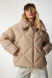 Bej Balıkçı Yaka Oversize Şişme Mont HK00028