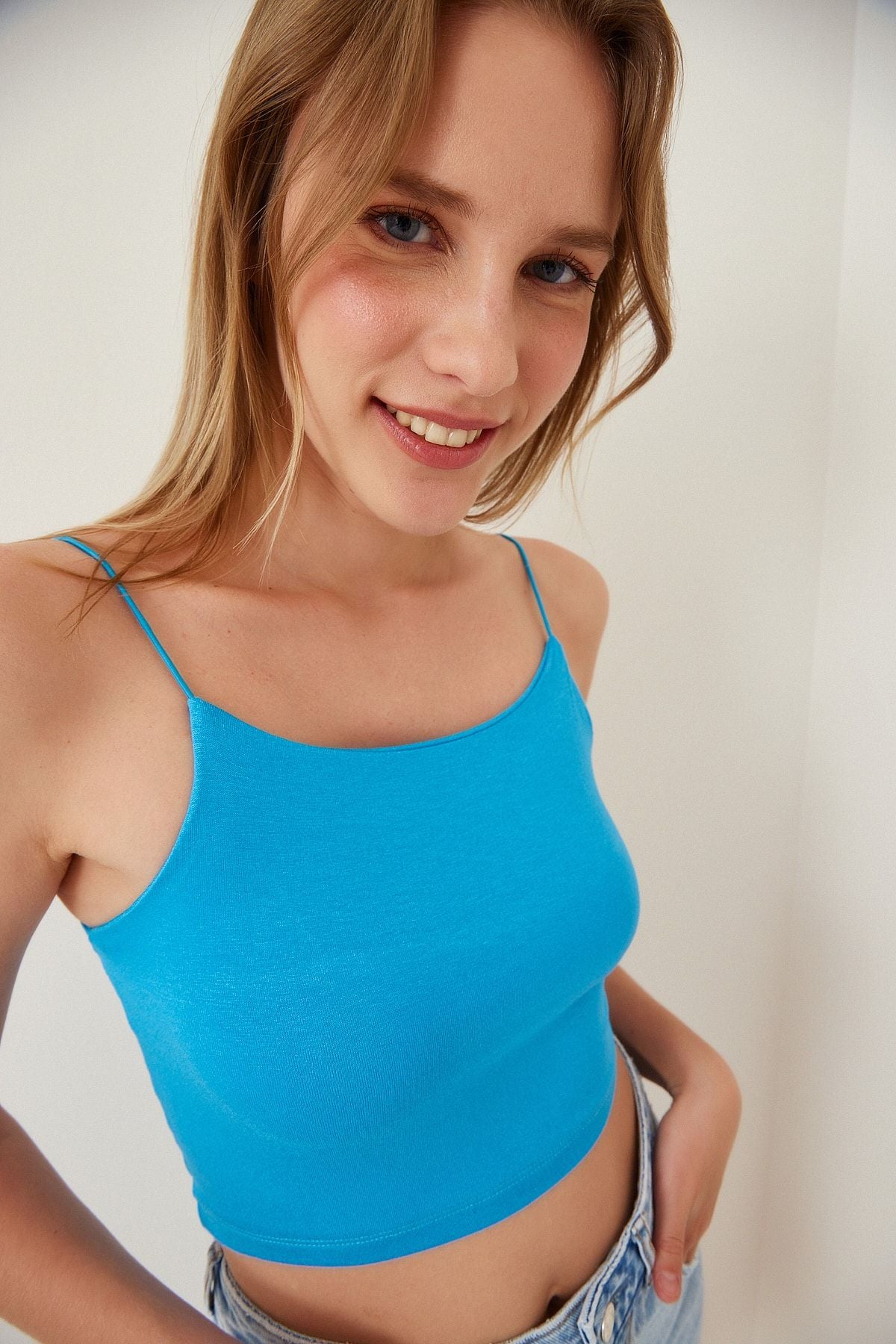 Mavi İp Askılı Örme Büstiyer Lİ00001