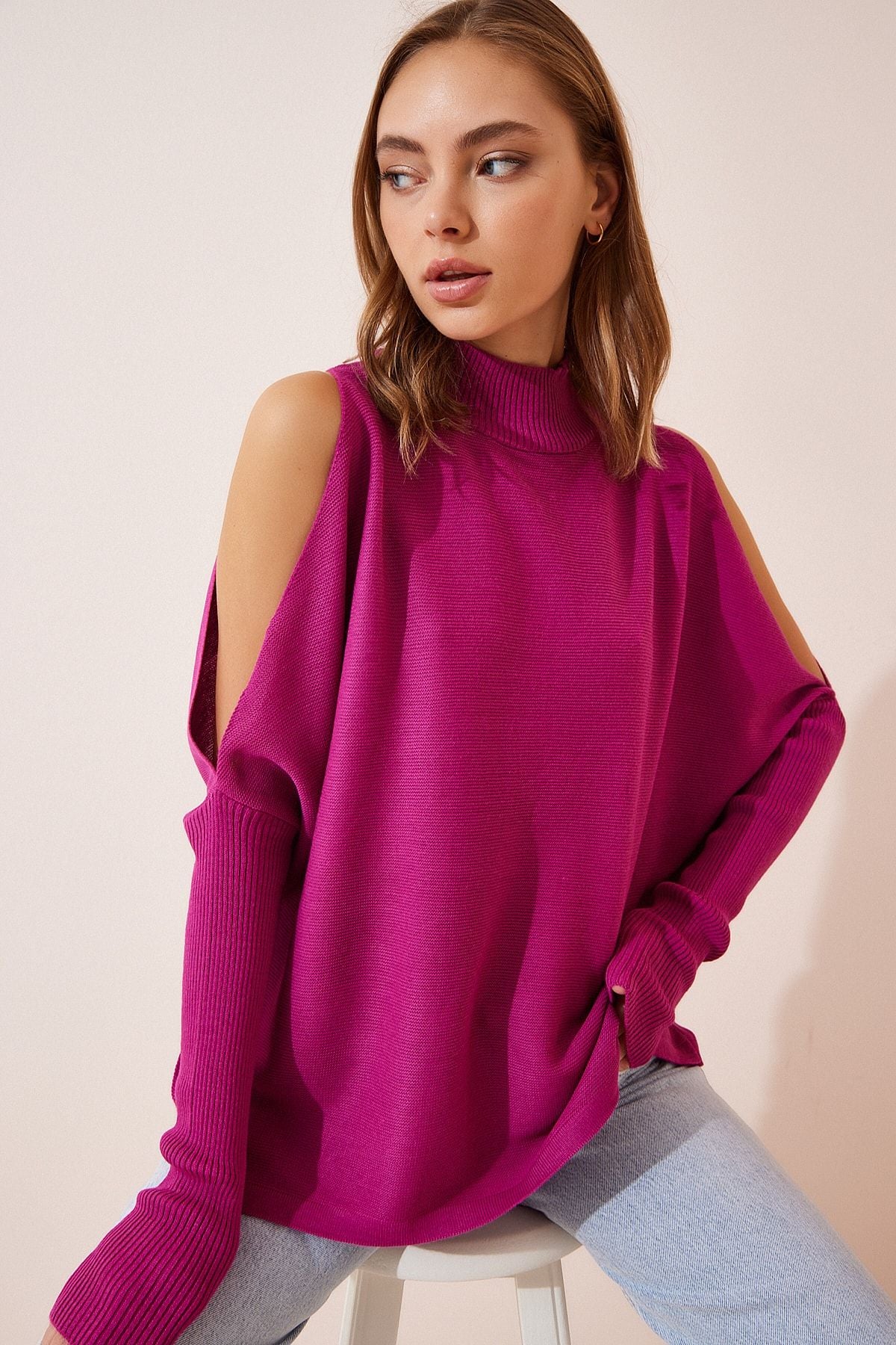 Mürdüm Cut Out Detaylı Oversize Triko Kazak AS00015