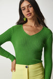 Açık Yeşil V Yaka Fitilli Basic Bluz BV00096
