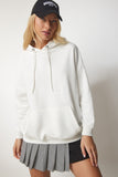 Beyaz Kapüşonlu Şardonlu Basic Sweatshirt SM00153