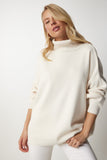 Krem Balıkçı Yaka Oversize Triko Kazak BV00084