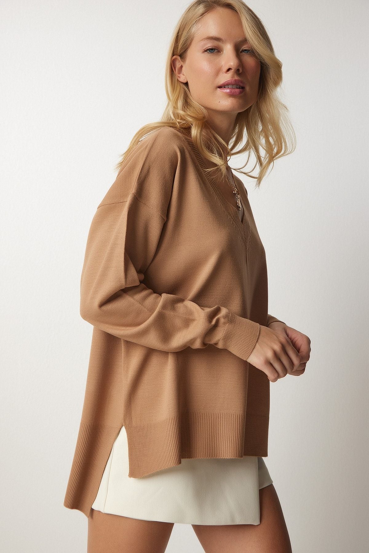 Bisküvi V Yaka Oversize Triko Kazak BV00082