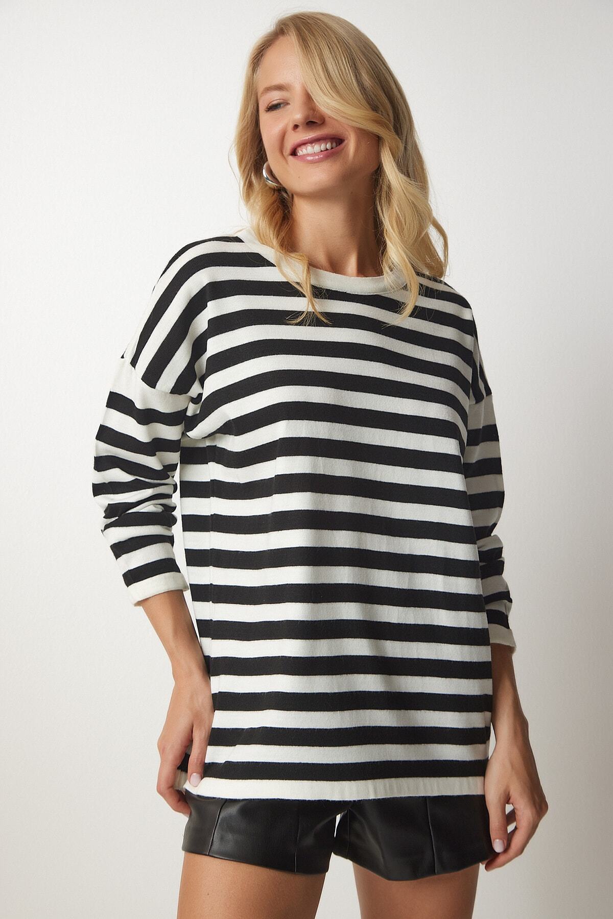 Siyah Beyaz Çizgili Oversize Triko Kazak yy00156