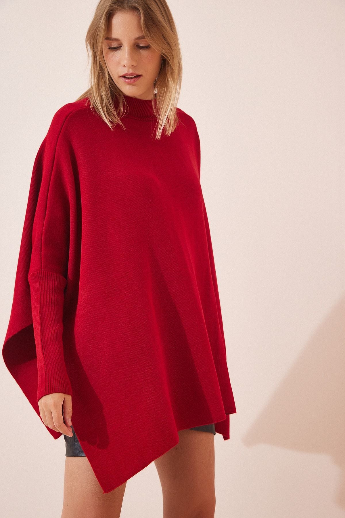 Kırmızı Yandan Yırtmaçlı Oversize Panço Kazak YY00005