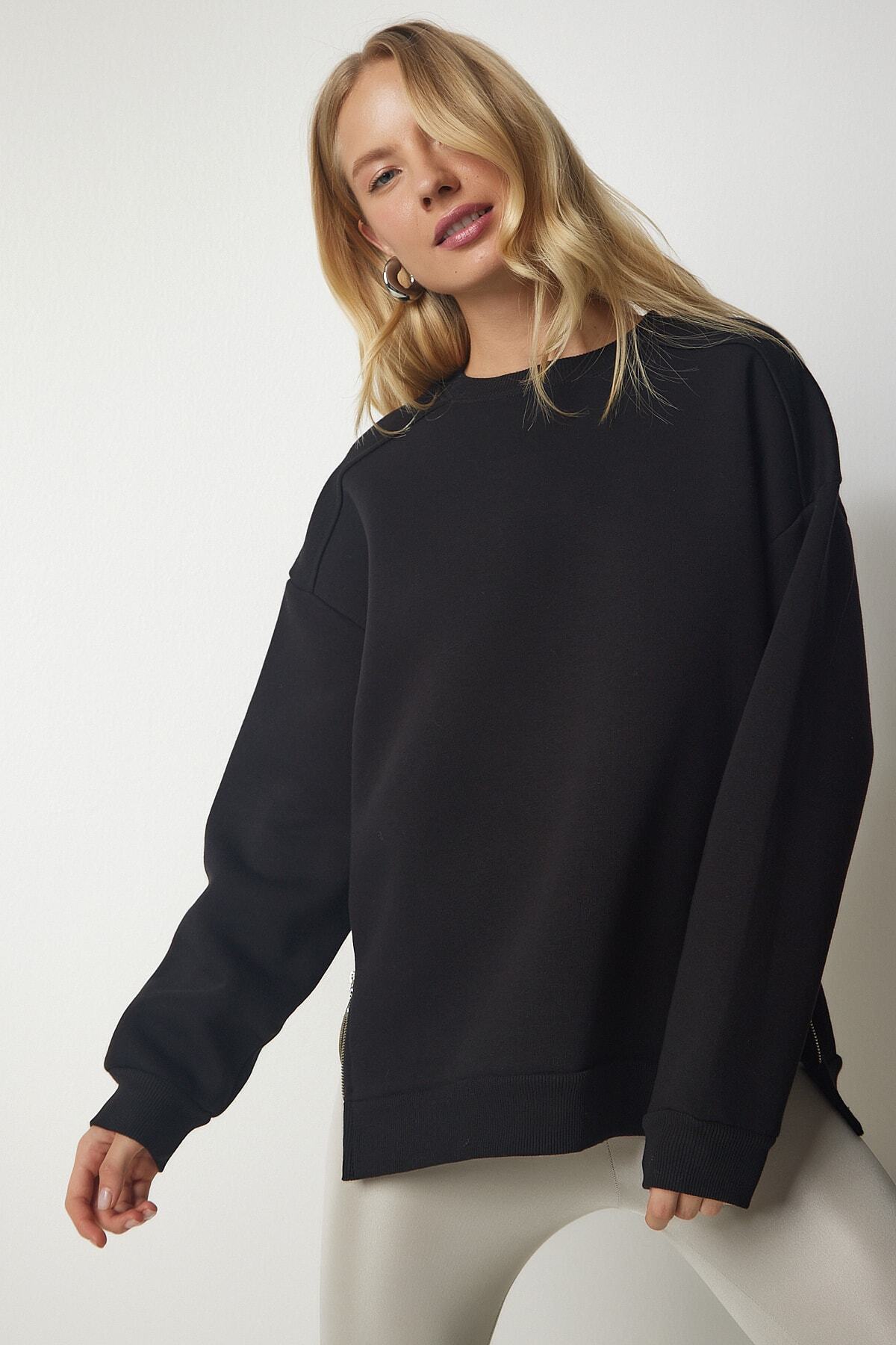 Siyah Fermuar Detaylı Şardonlu Örme Sweatshirt UB00148