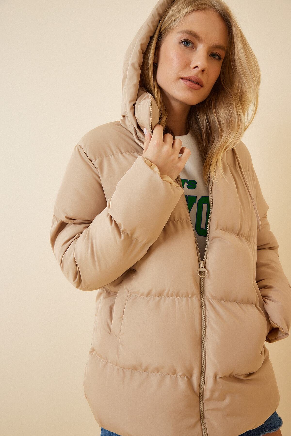 Krem Kapüşonlu Oversize Şişme Mont RV00068
