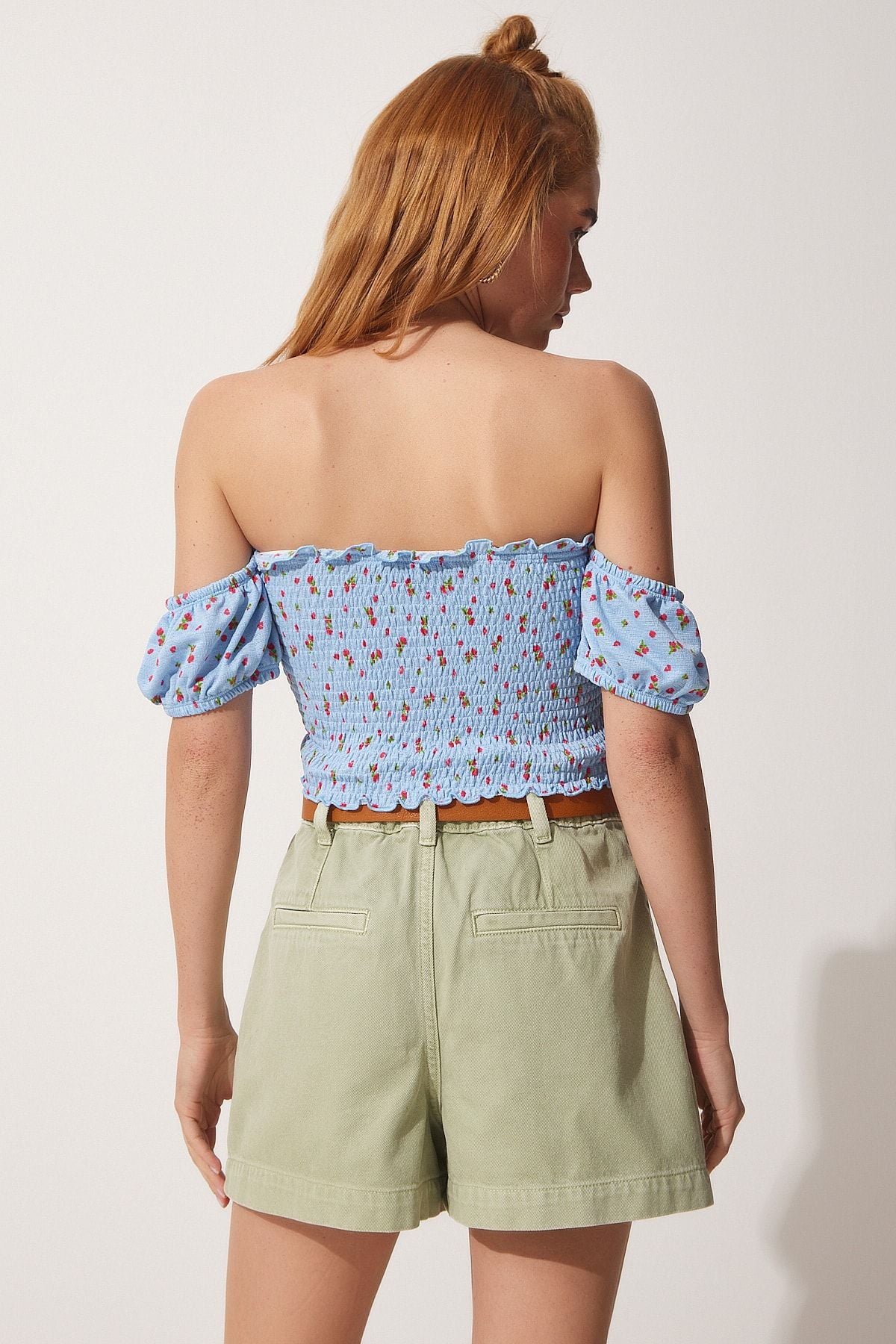 Mavi Carmen Yaka Büzgülü Crop Örme Bluz UB00085