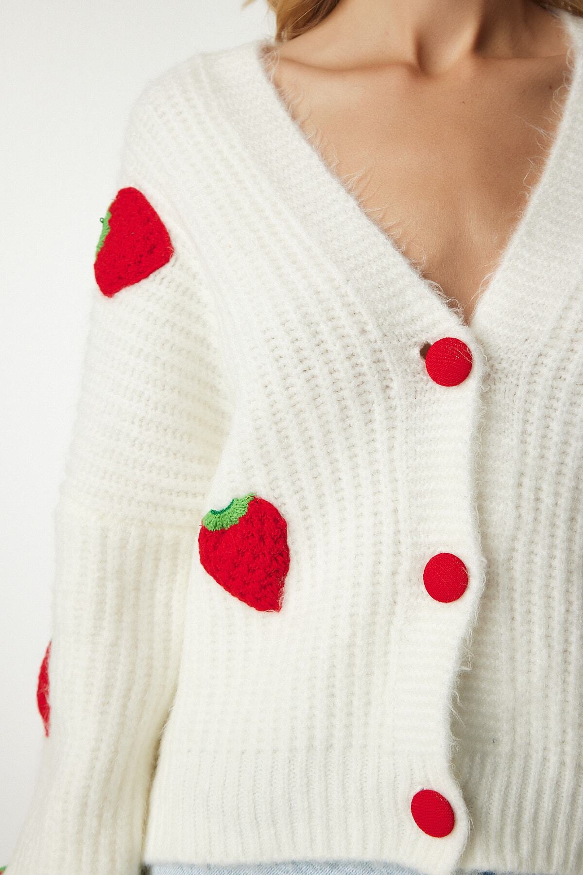 Kemik Çilek Motifli Oversize Triko Hırka PF00008
