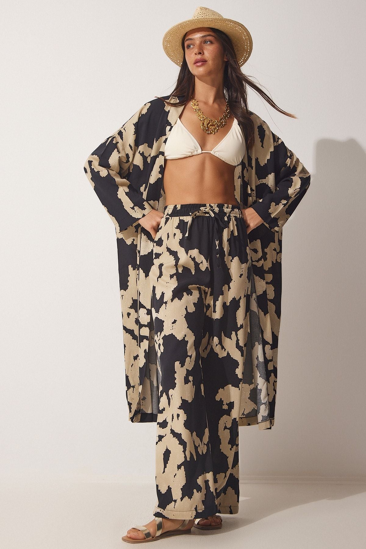 Siyah Bej Desenli Viskon Kimono Palazzo Pantolon Takım CI00086