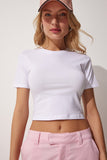 Beyaz Bisiklet Yaka Crop T-Shirt UB00064