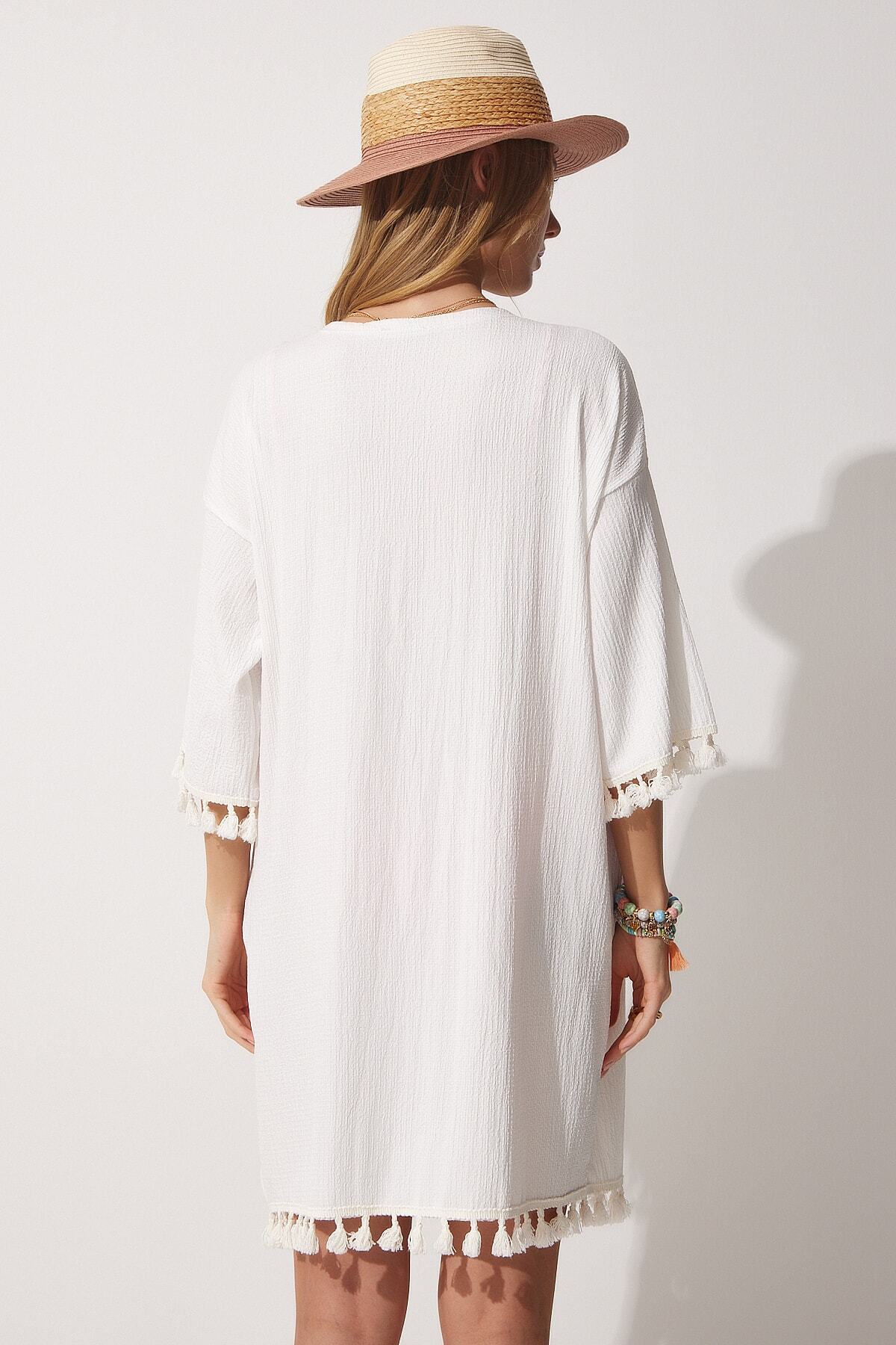 Beyaz Püsküllü Örme Kimono CI00074