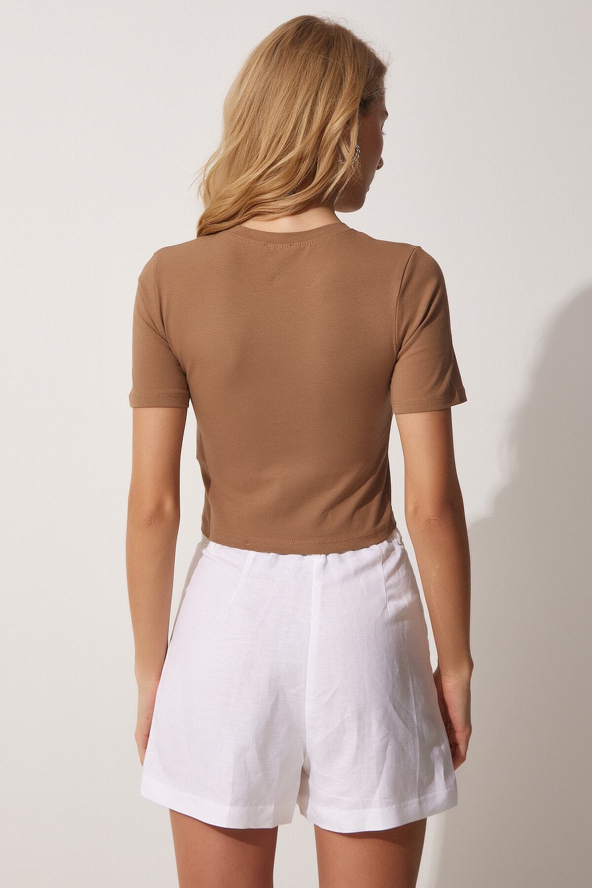 Bisküvi Bisiklet Yaka Crop T-Shirt UB00064