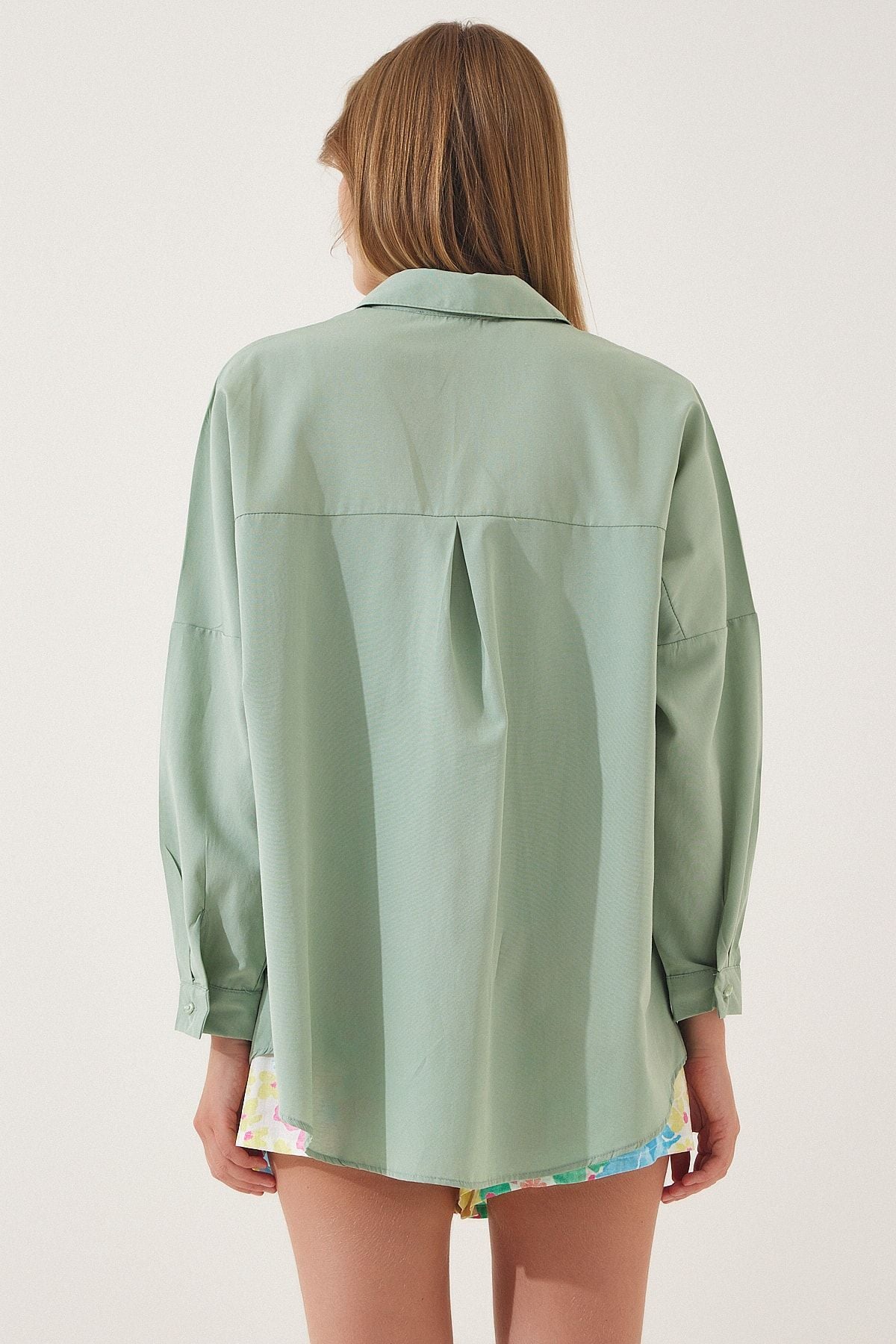 Açık Çağla Yeşili Oversize Uzun Basic Gömlek DD00842