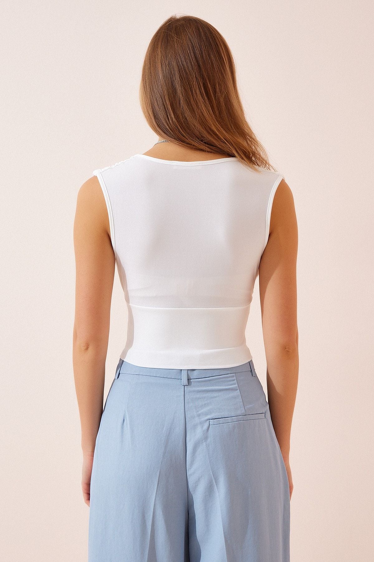 Ekru Derin V Yakalı Crop Sandy Örme Bluz BF00039