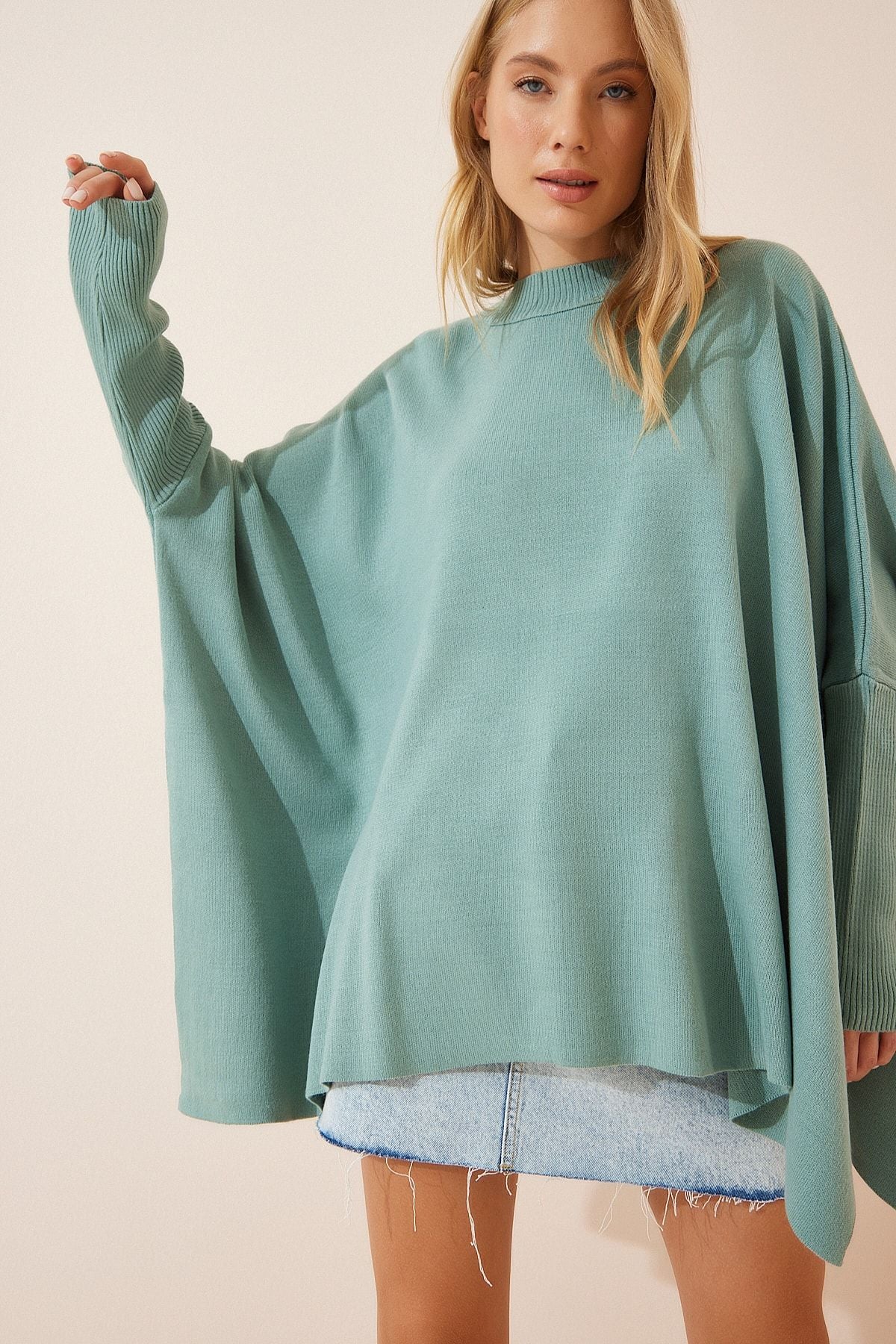 Çağla Yeşili Yandan Yırtmaçlı Oversize Panço Kazak YY00005