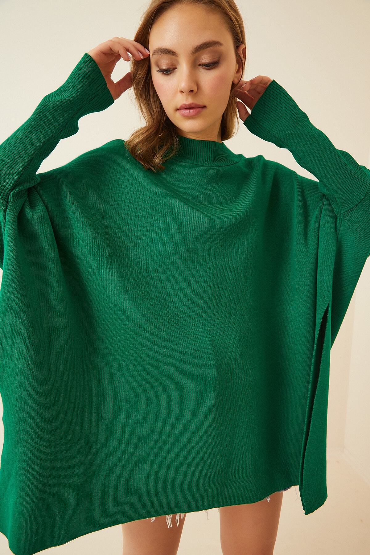 Yeşil Yandan Yırtmaçlı Oversize Panço Kazak YY00005