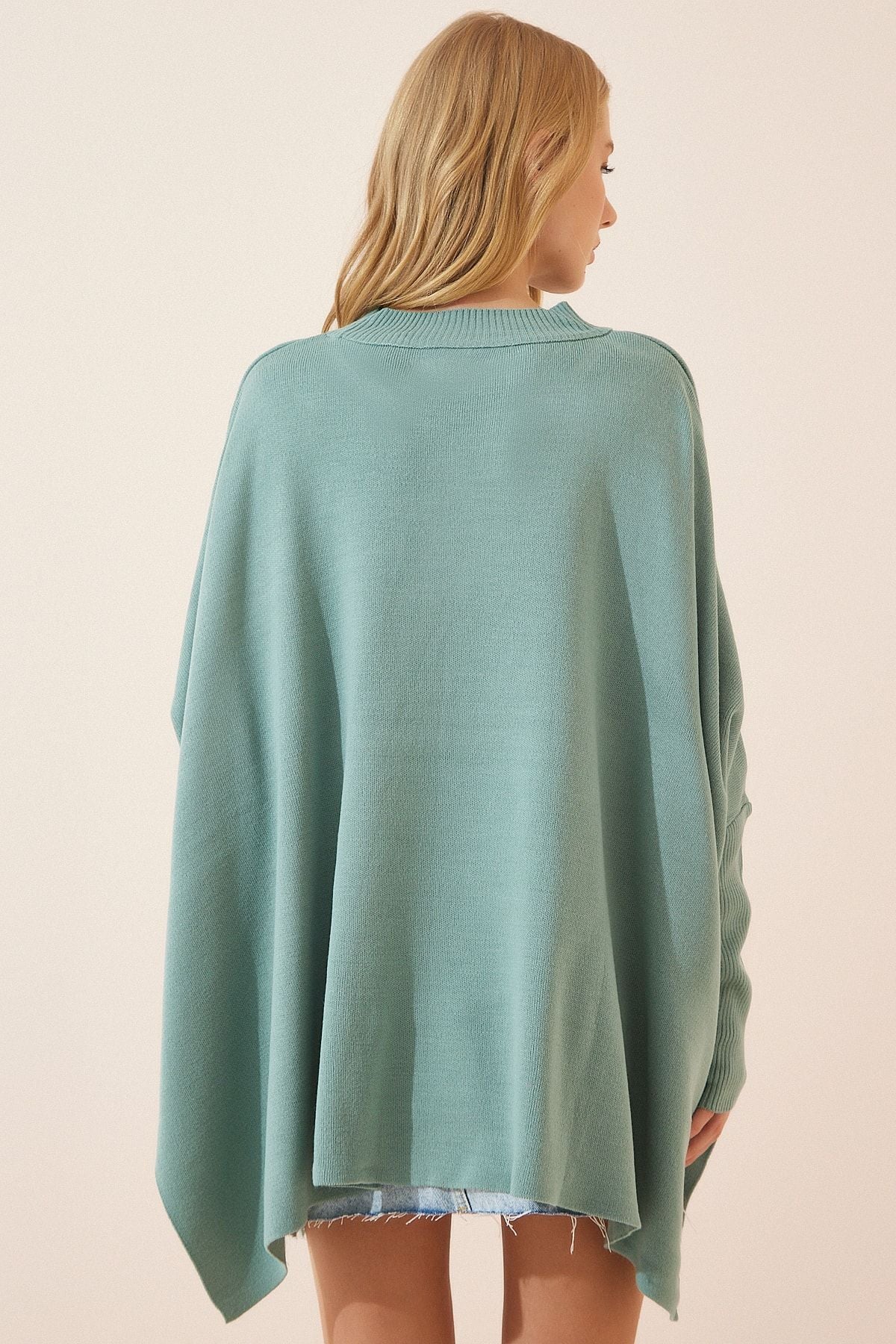 Çağla Yeşili Yandan Yırtmaçlı Oversize Panço Kazak YY00005