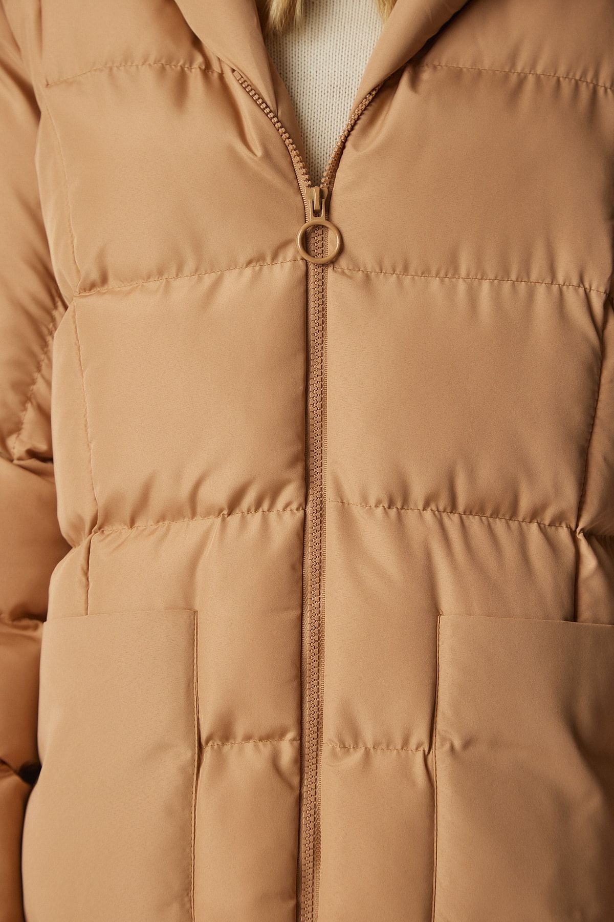 Bisküvi Kapüşonlu Oversize Uzun Şişme Kaban NT00428