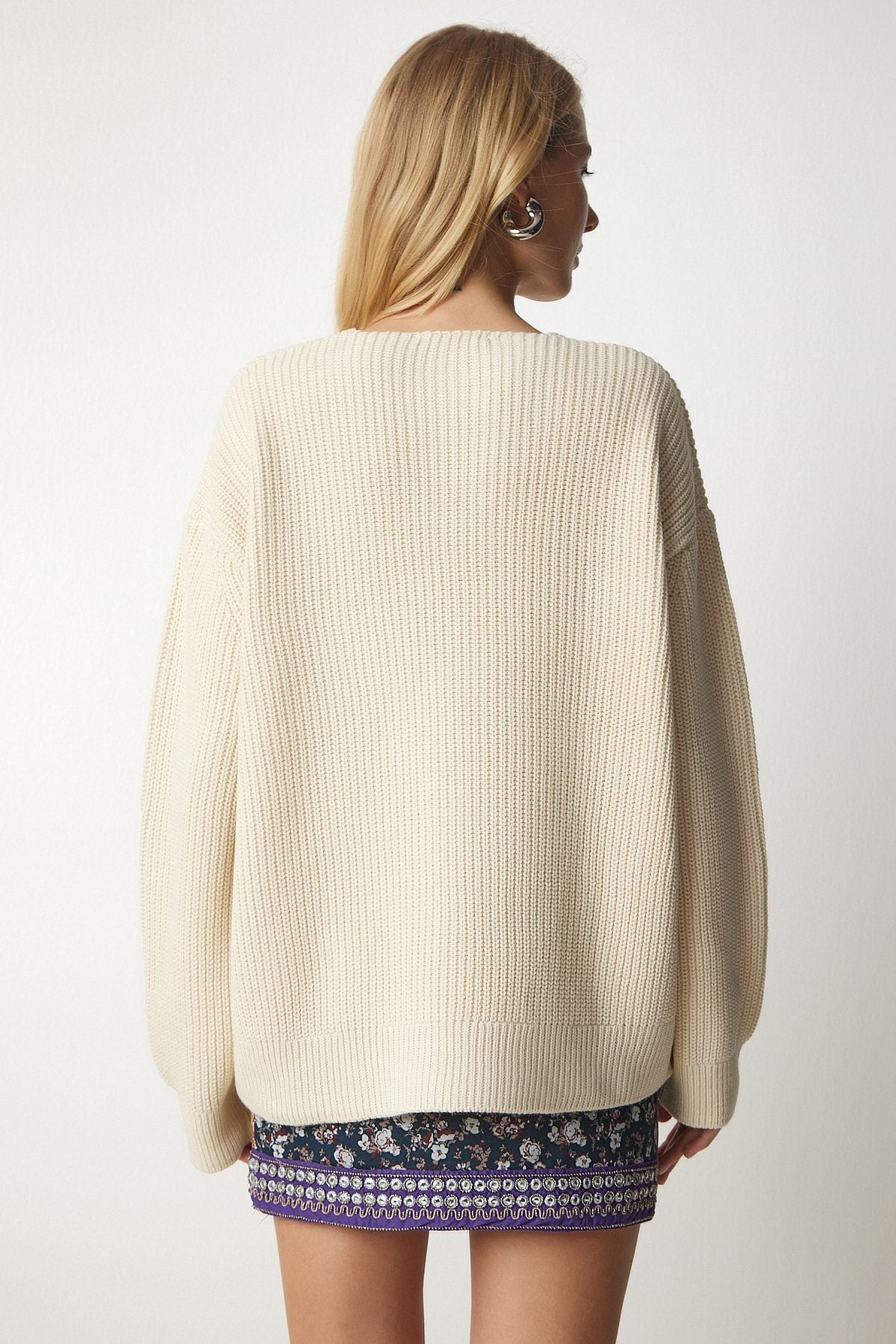 Krem V Yaka Oversize Basic Triko Kazak MX00130