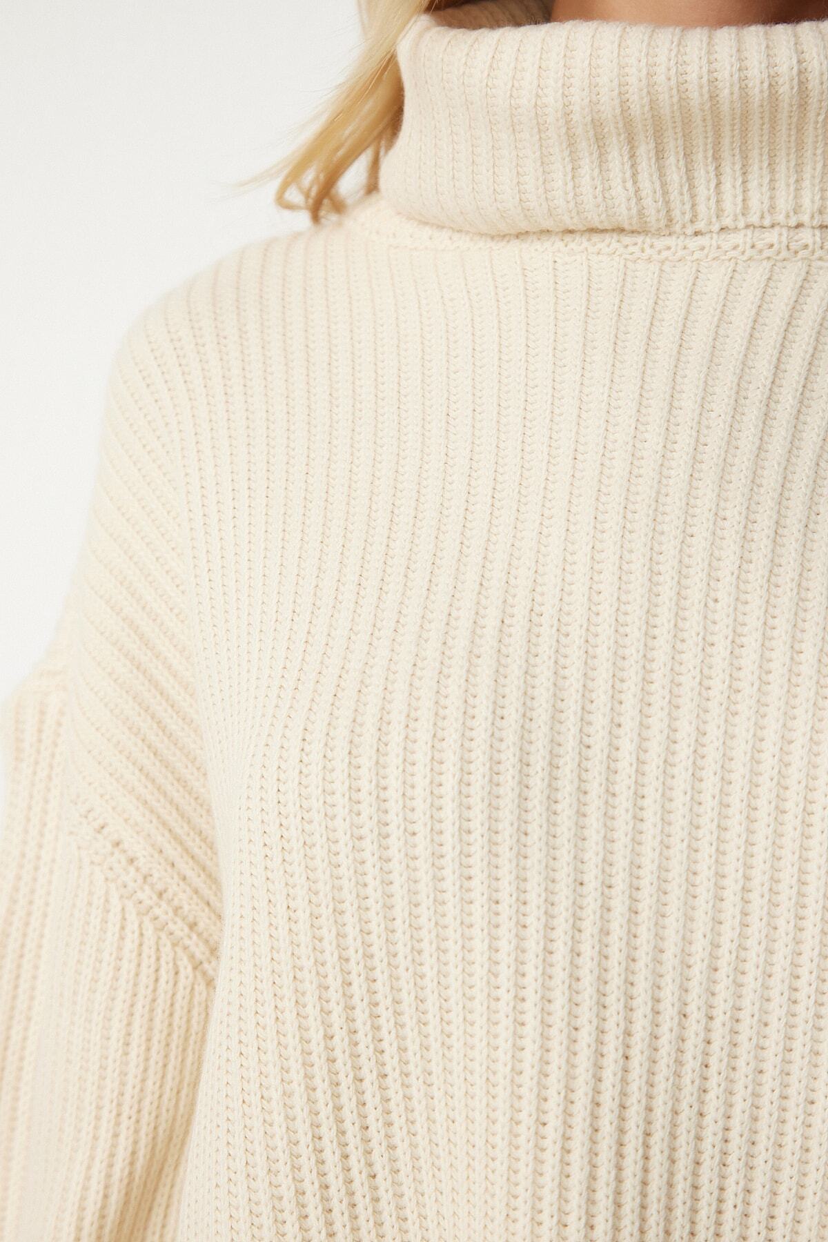 Krem Balıkçı Yaka Oversize Triko Kazak YY00164